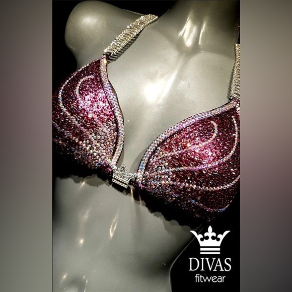 Divas Fitwear Pink Fitness Competition Bikini Suit - Runway, Pageant - Picture 8 of 9